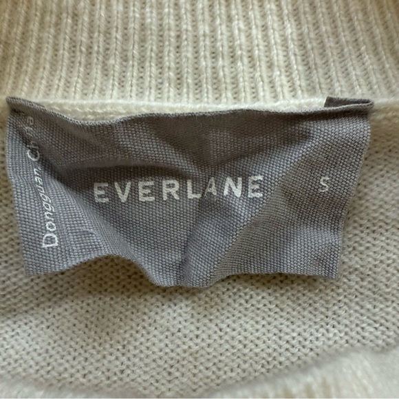 Everlane Cream Turtleneck Sweater - Picture 5 of 6
